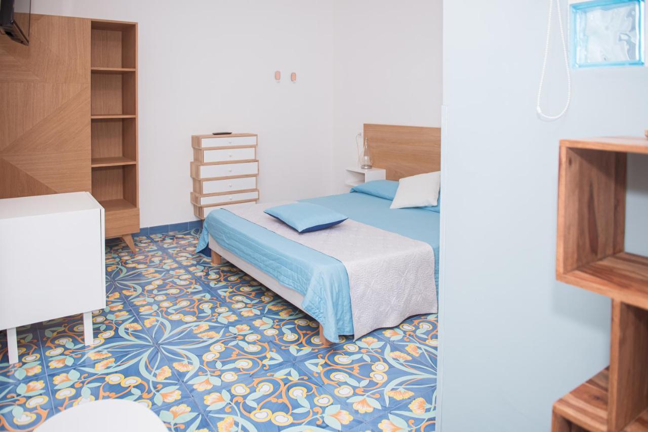 Le Bateau Bleu - Adults Only 12 Plus Porto Cesareo Eksteriør bilde